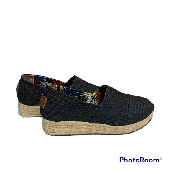 BOBS from Skechers Shoes - Bobs from Skechers black platform wedges memory foam arch pillow size 7W